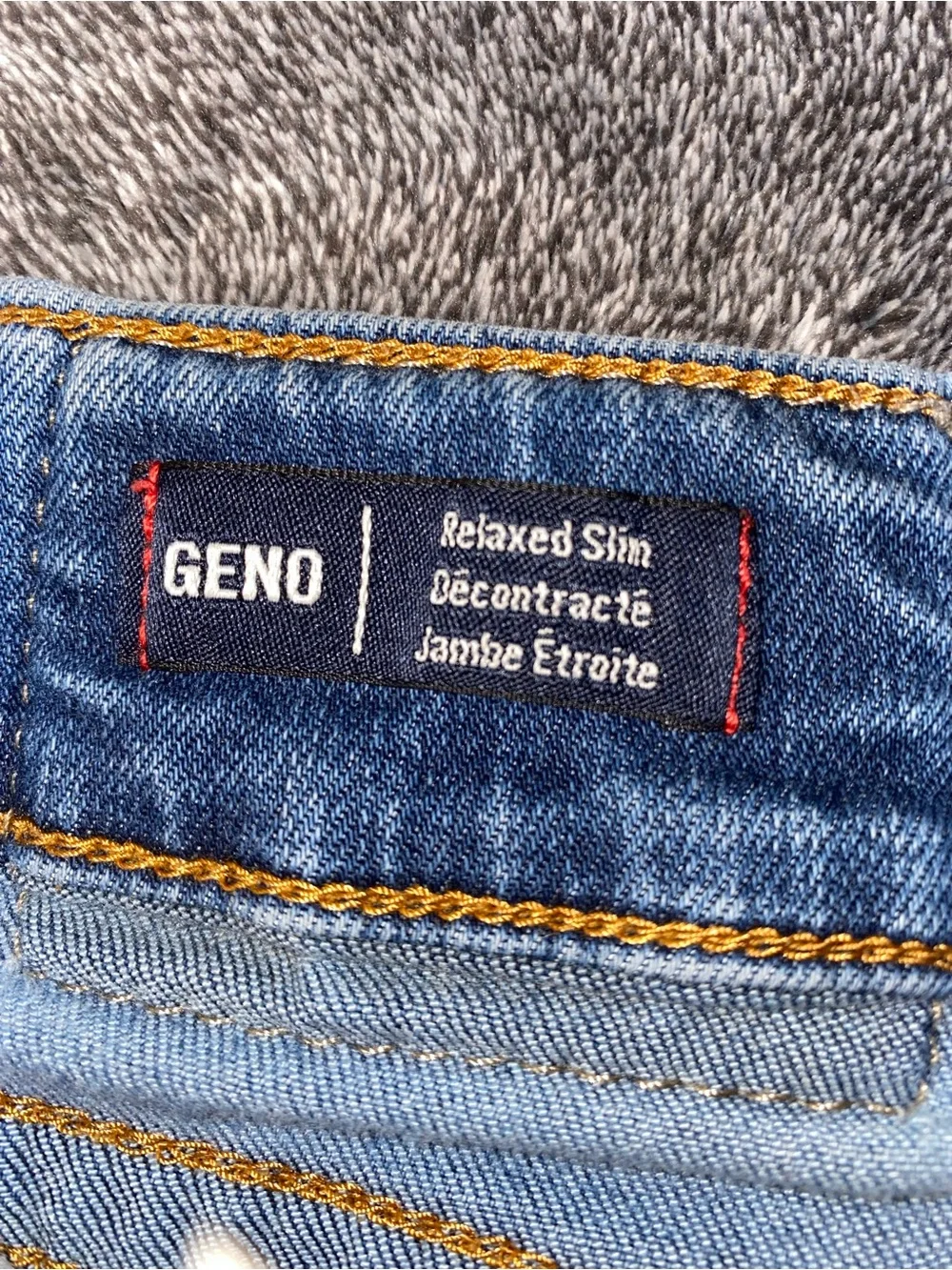 True Religion Geno Jeans Men’s 33 Distressed Vintage Fade